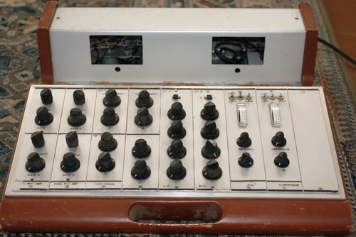 4 channel console